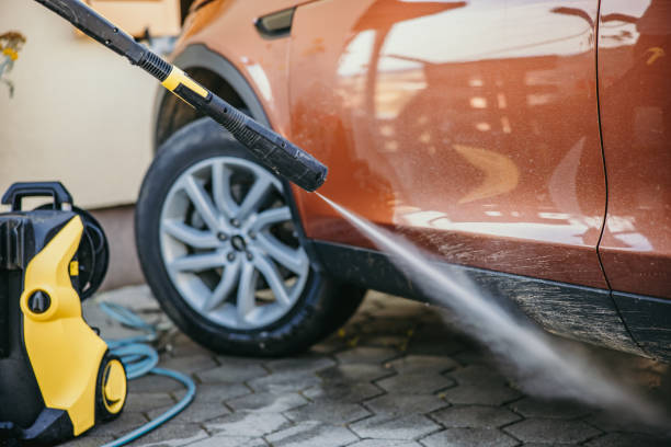 Best Power Washing Near Me  in Dubuque, IA